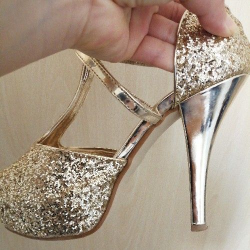 chaussure soirée dorée